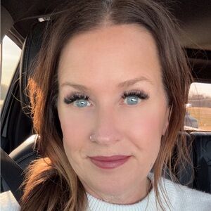 Meet your Posher! Kelly